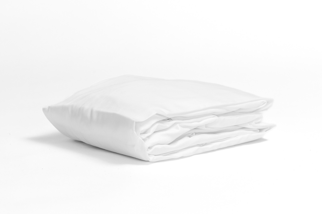 Folded fitted sheet in cloud drift